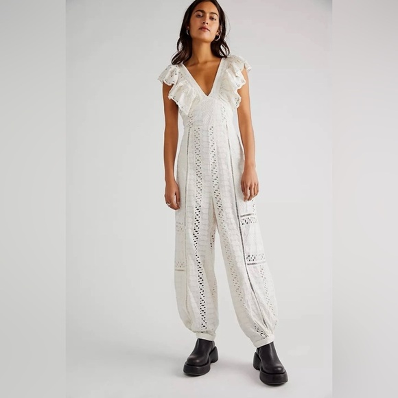 Free People Mikayla Jumpsuit In White Size Small One Piece Embroidered - Picture 4 of 4